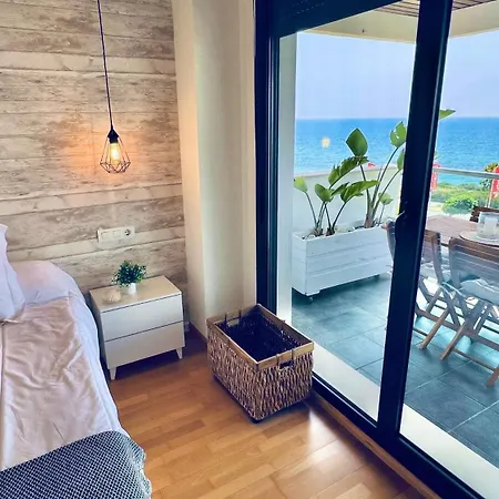 Panoramic Ocean Retreat Apartment Estepona