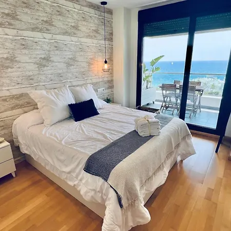 Apartment Panoramic Ocean Retreat