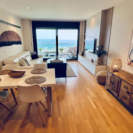 Panoramic Ocean Retreat *
